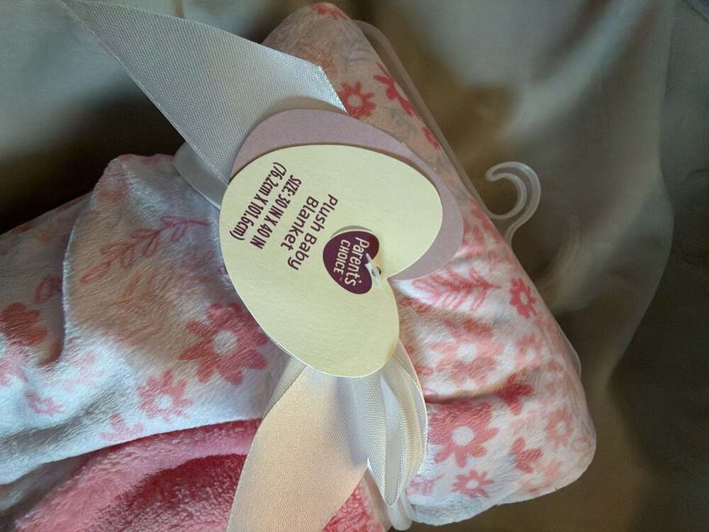 Parent's Choice Pink Floral Plush Baby Blanket 30 in x 40 in - Picture 2 of 3
